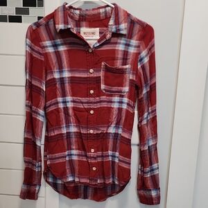 Mossimo Supply Co. Red Plaid Button-Down Shirt